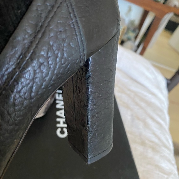 Chanel Black Leather Bottines Women's Booties Heels Boots 39 - Picture 3 of 10
